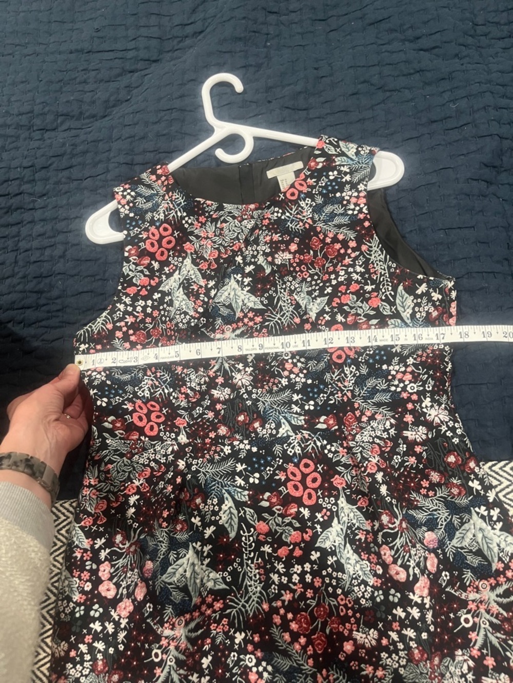 H&M brocade floral mini Dress with gold zipper - Picture 7 of 7